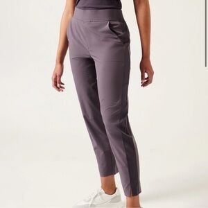 ATHLETA Dusk Violet Brooklyn Ankle Pant Size 12 2024
